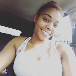 Meet your Posher, Carly